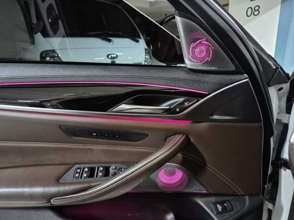 BMW 5 Series - Vista 11