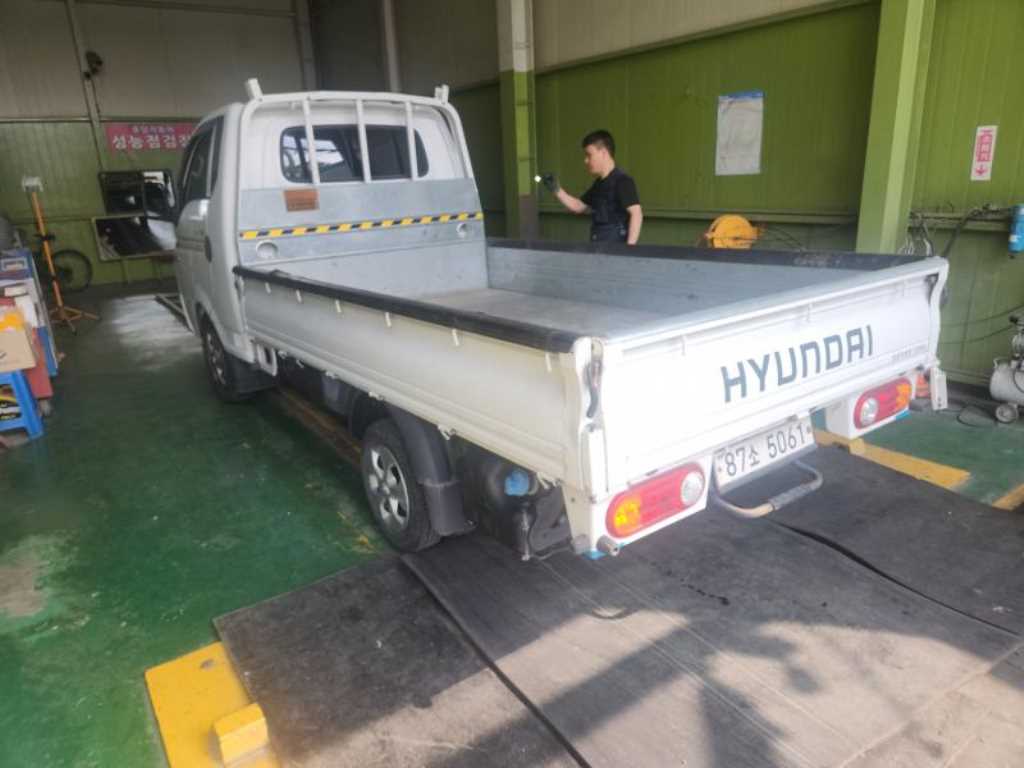 Small Truck Cargo (small) - Vista 4
