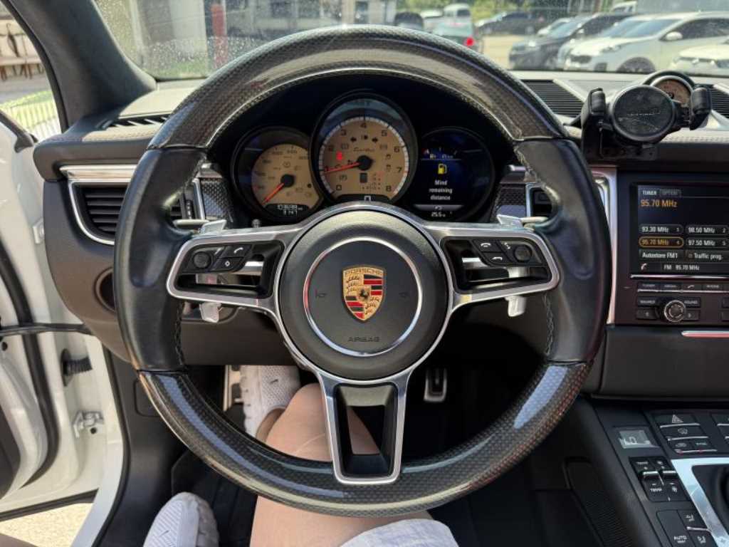 Porsche Macan - Vista 5
