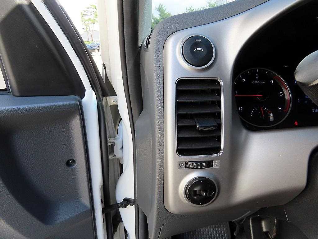 Small Truck Normal Box(High Deck) 2024 Blanco - Importación desde Corea - HF Imports Iquique - Foto 13
