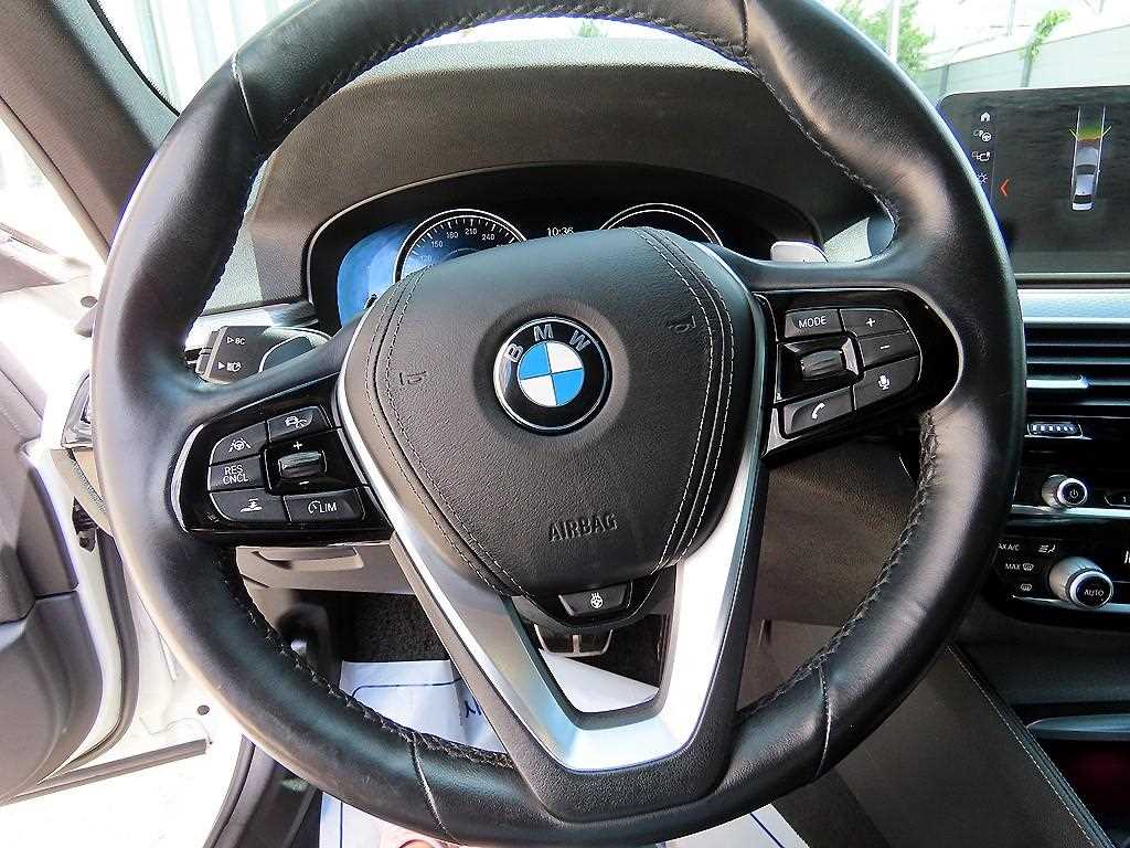 BMW 5 Series - Vista 8