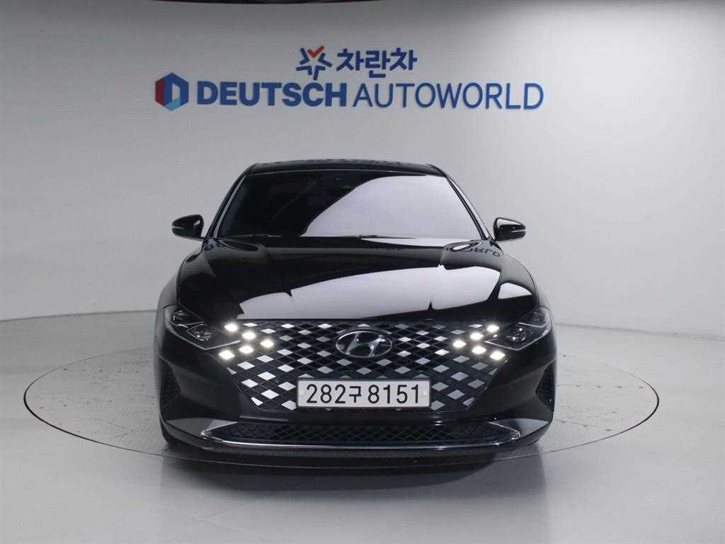 HYUNDAI Grandeur - Vista 3