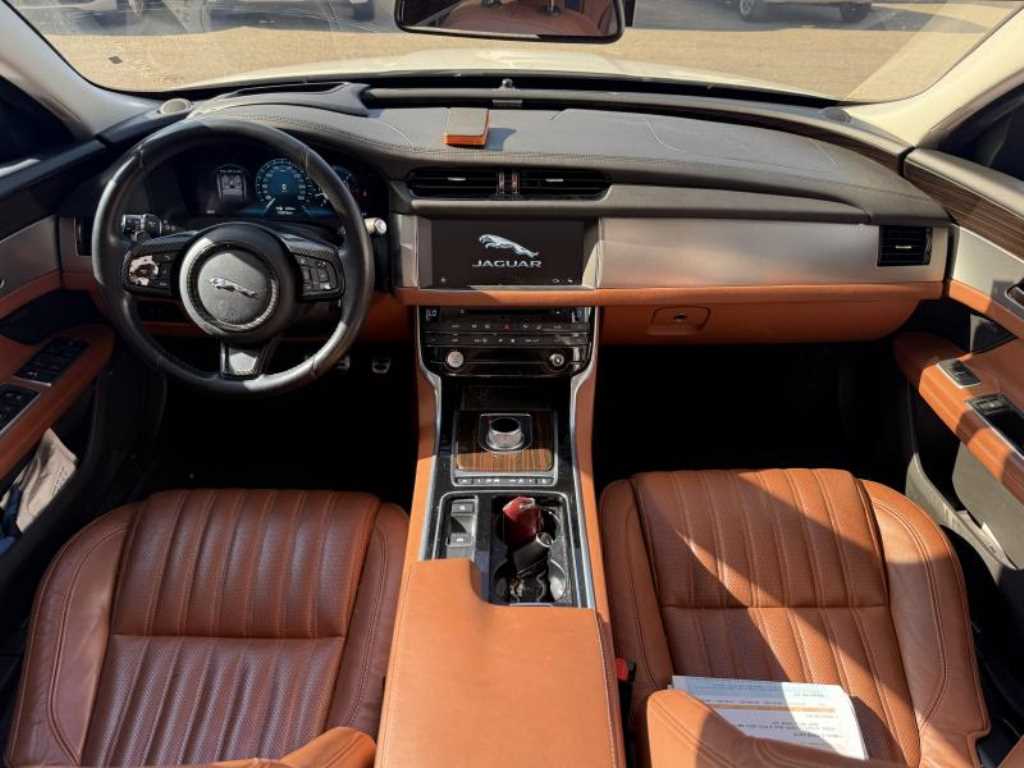 Jaguar XF 2016 Blanco - Importación desde Corea - HF Imports Iquique - Foto 1