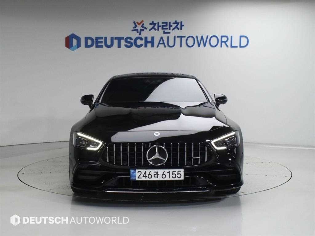 Mercedes Benz AMG GT - Vista 3
