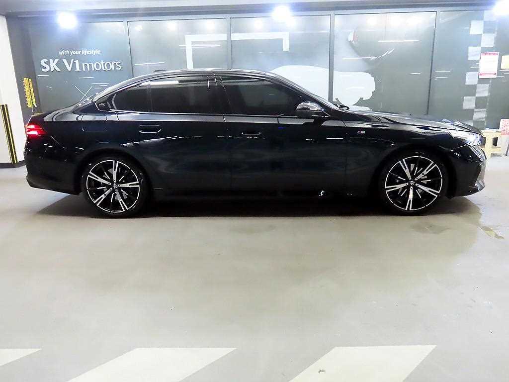 BMW 5 Series - Vista 3