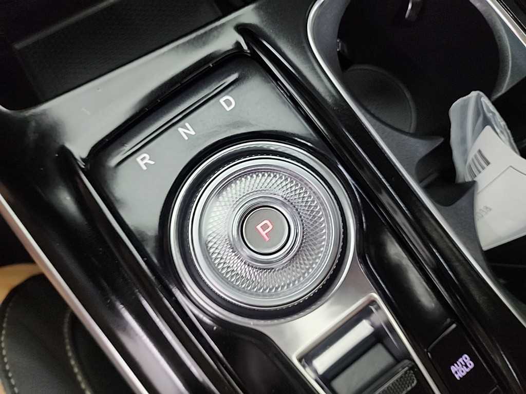 KIA Carnival - Vista 8