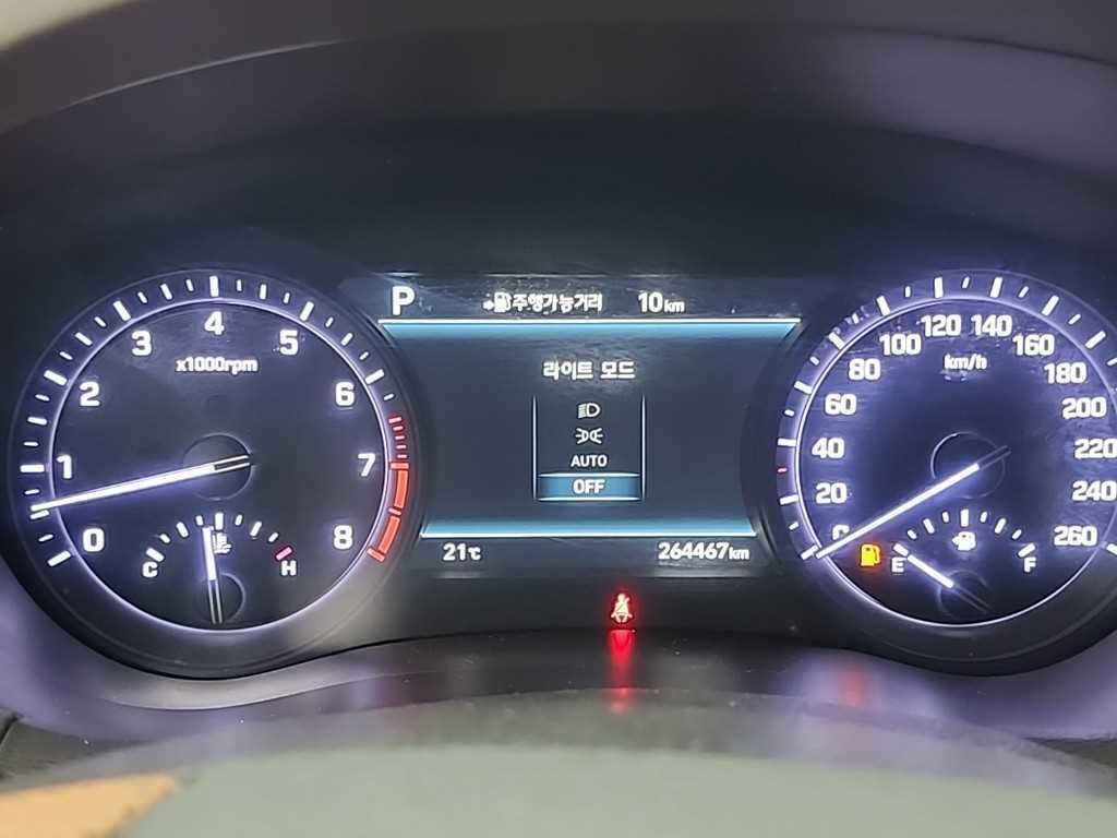 Genesis G80 - Vista 6