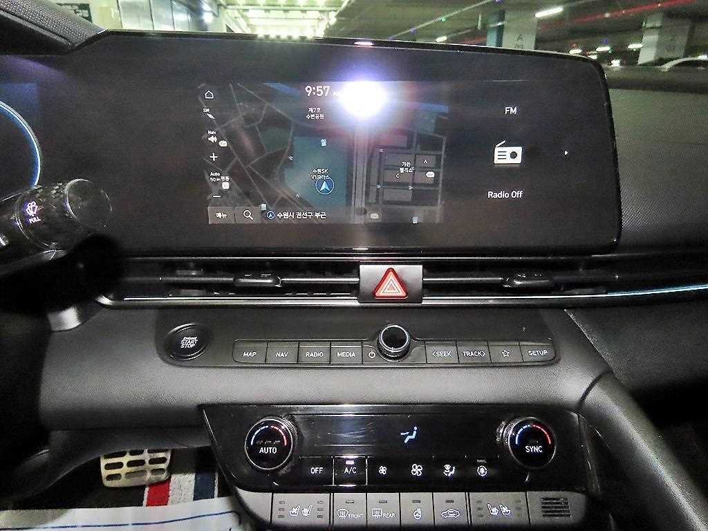 HYUNDAI Avante - Vista 11