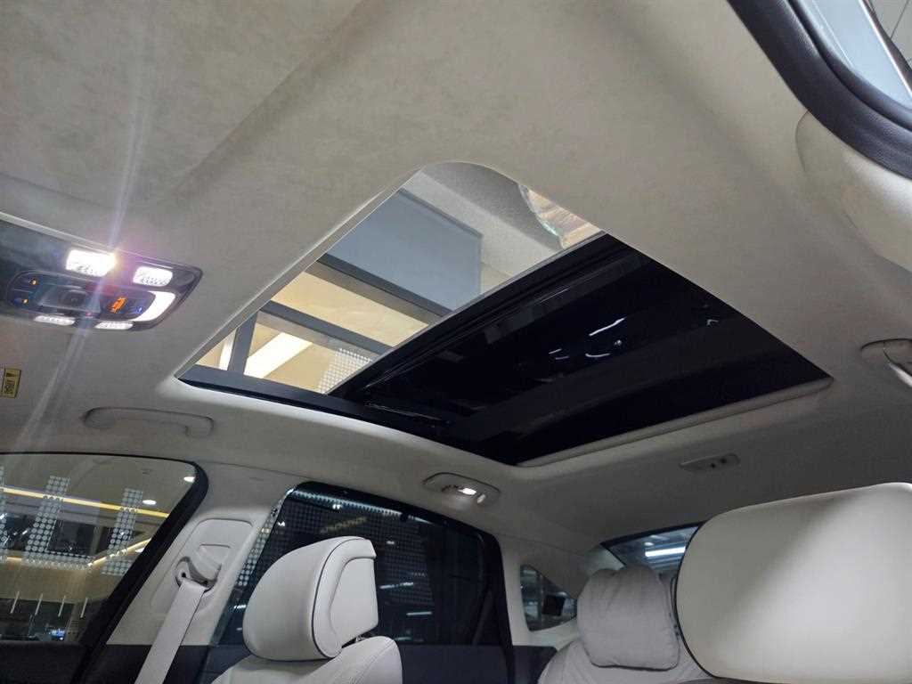 Genesis G80 - Vista 9