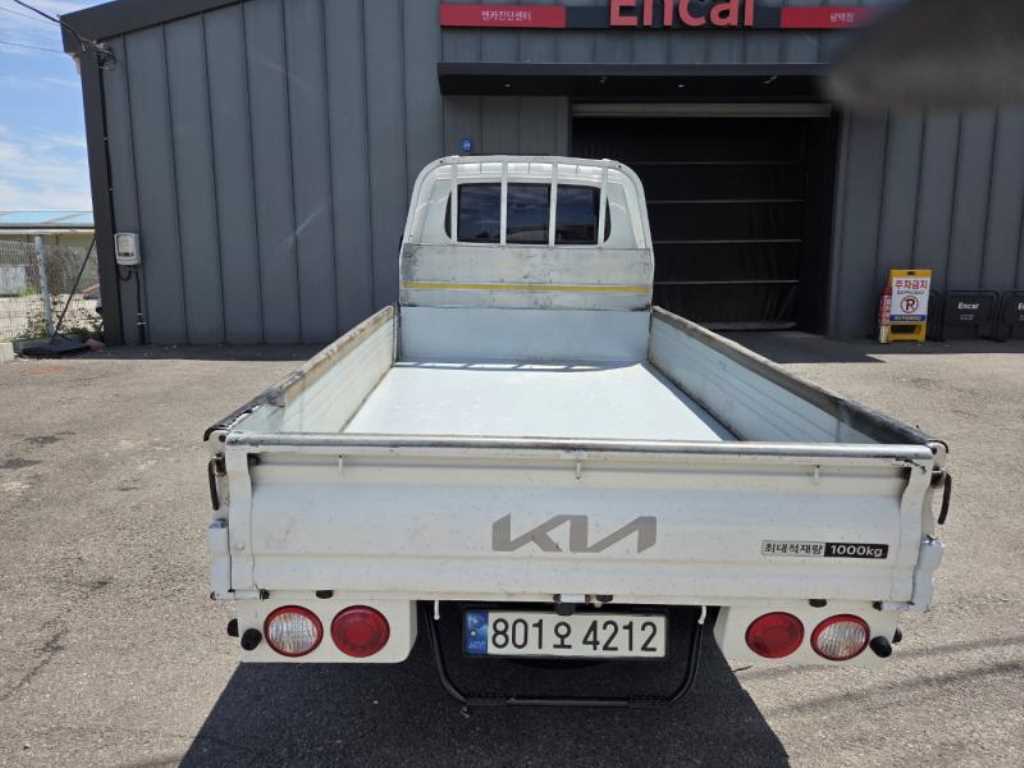 Small Truck Cargo (small) - Vista 4