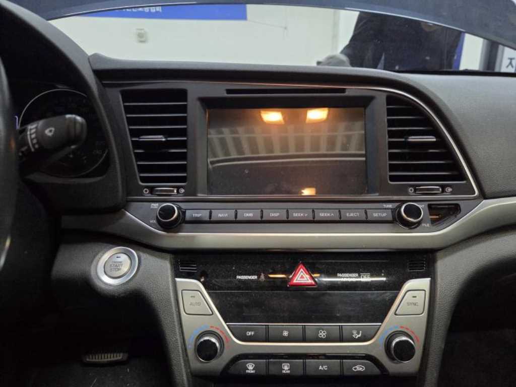 HYUNDAI Avante 2016 Azul - Importación desde Corea - HF Imports Iquique - Foto 13