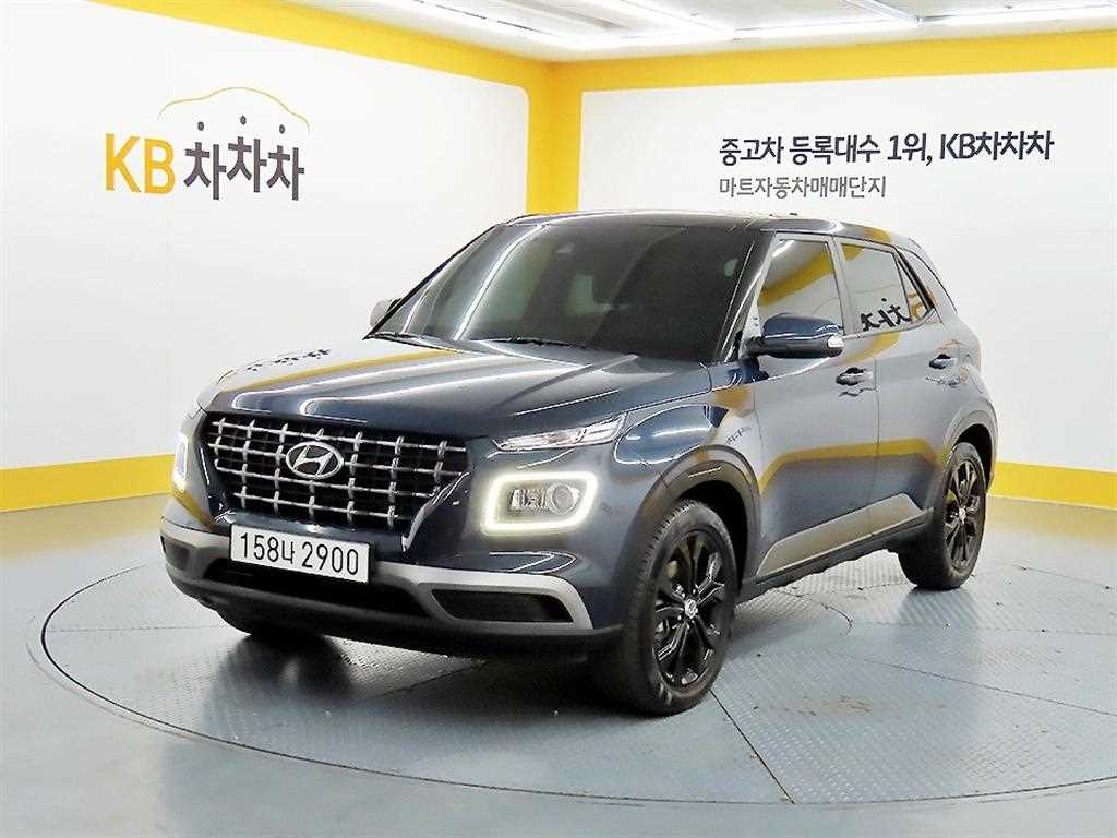 HYUNDAI Venue - Vista 2