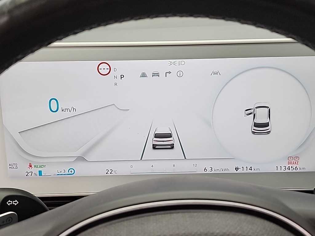 HYUNDAI Ioniq 5 - Vista 6