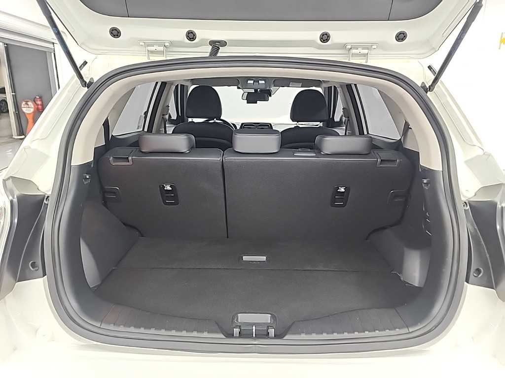 Ssangyong Tivoli 2022 Blanco - Importación desde Corea - HF Imports Iquique - Foto 18