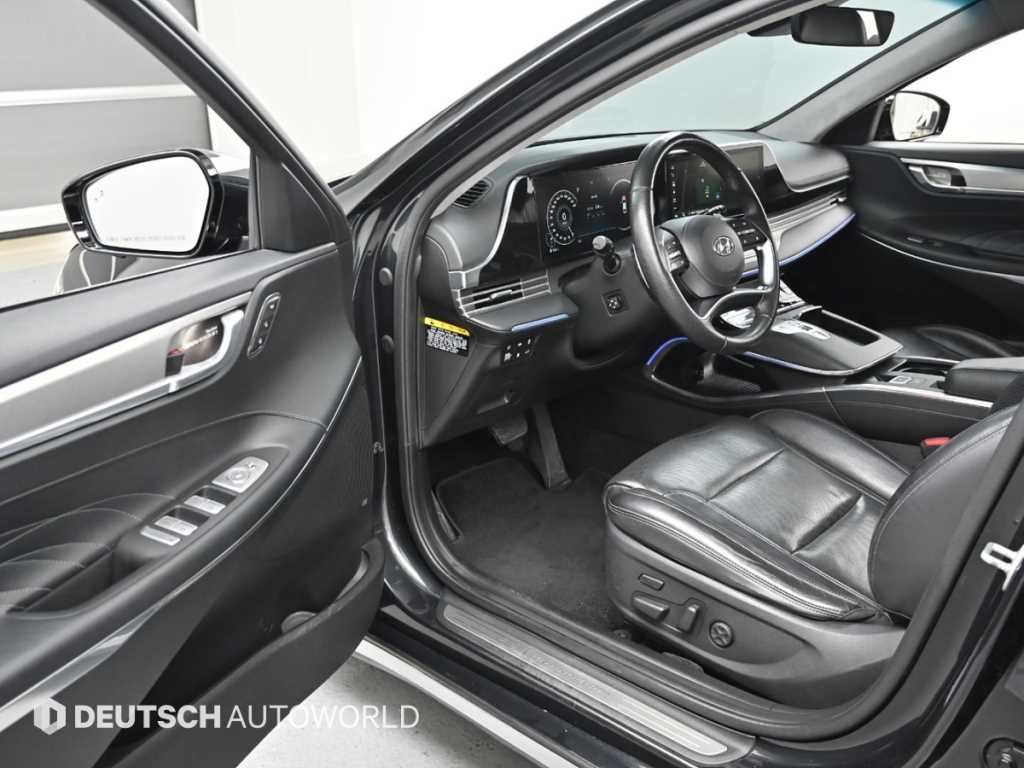 HYUNDAI Grandeur - Vista 11
