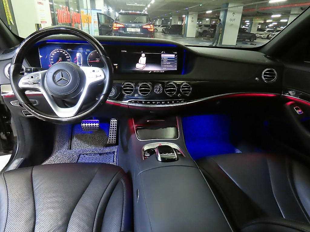 Mercedes Benz S Class - Vista 10