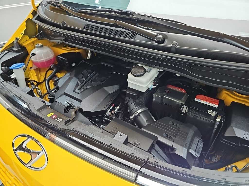 HYUNDAI Staria - Vista 5