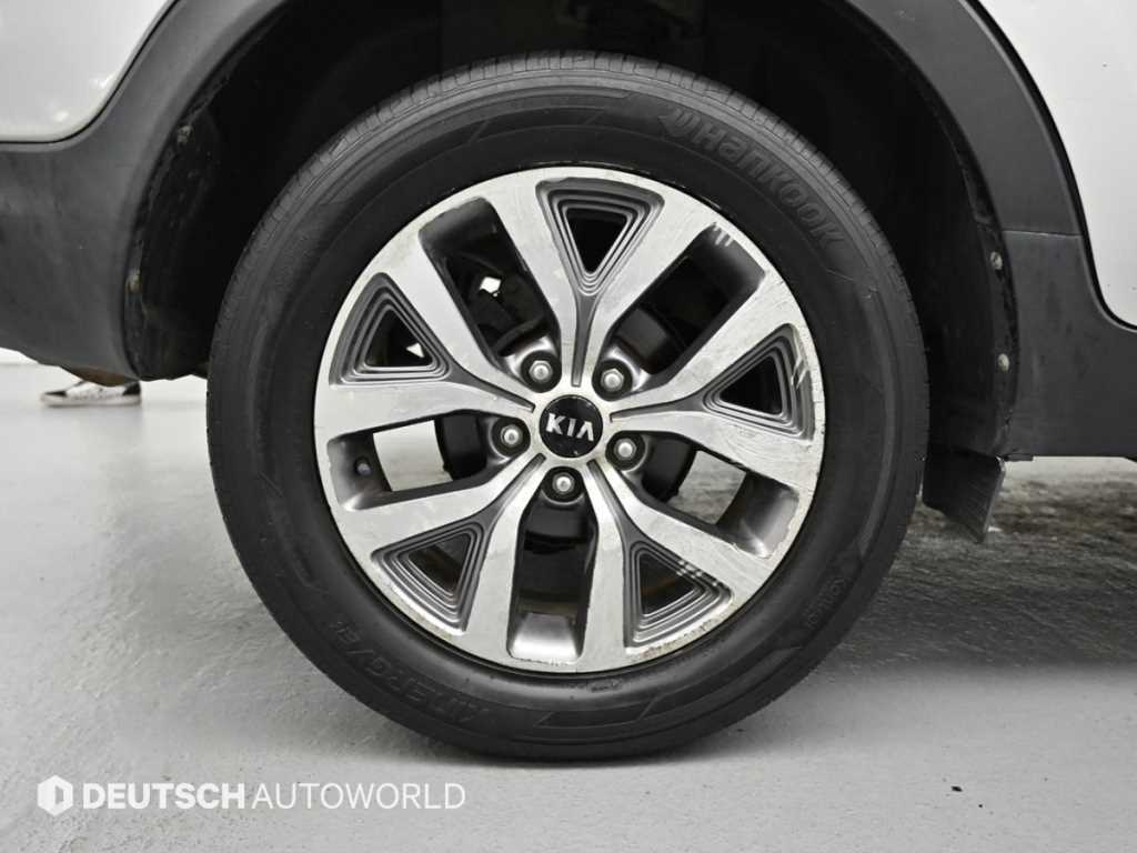 KIA Sportage - Vista 5