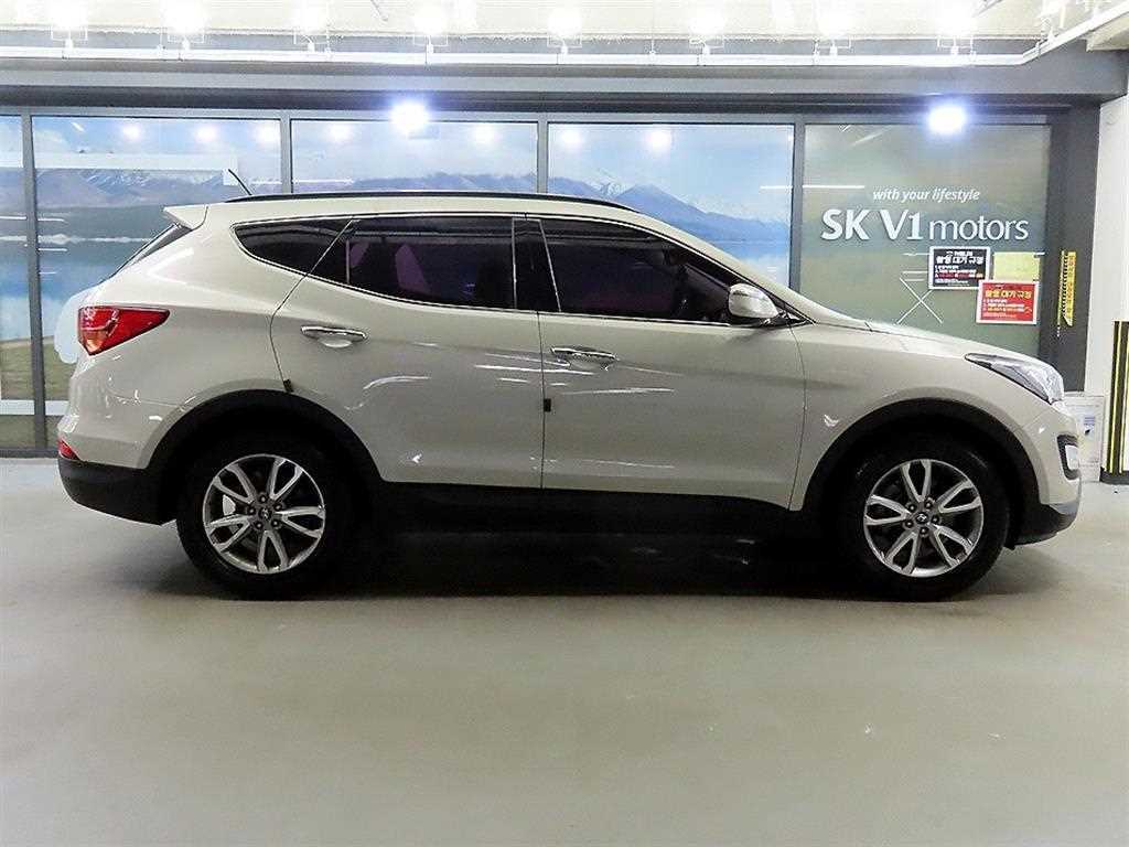 HYUNDAI Santa Fe - Vista 3