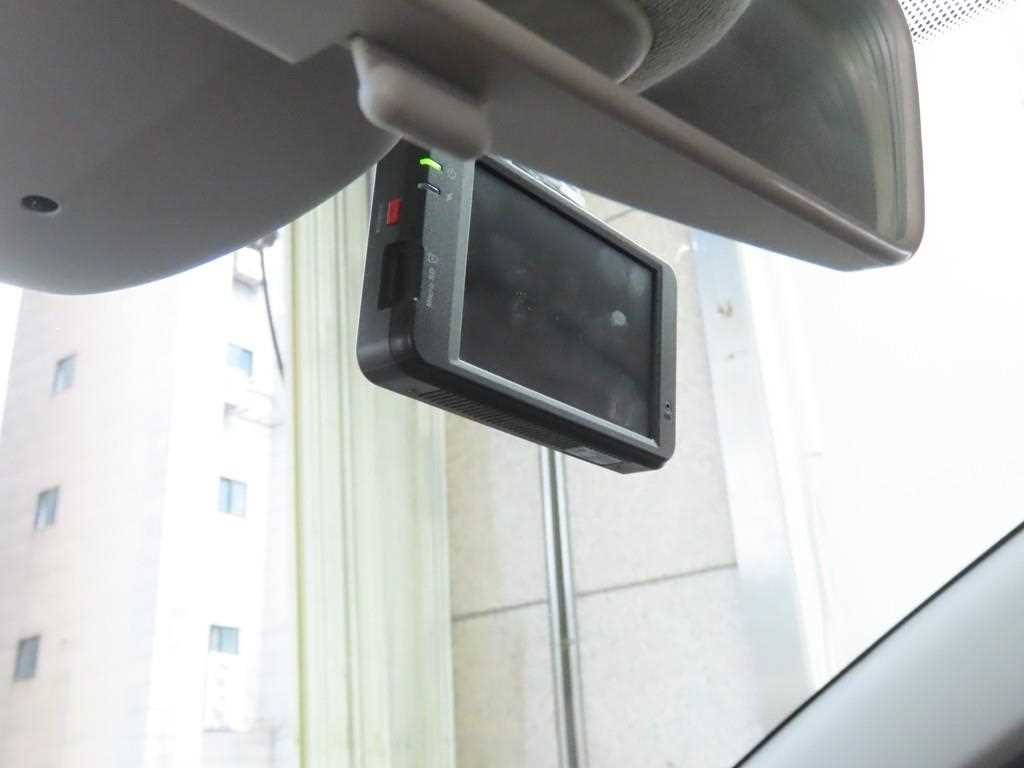 SAMSUNG QM3 - Vista 12