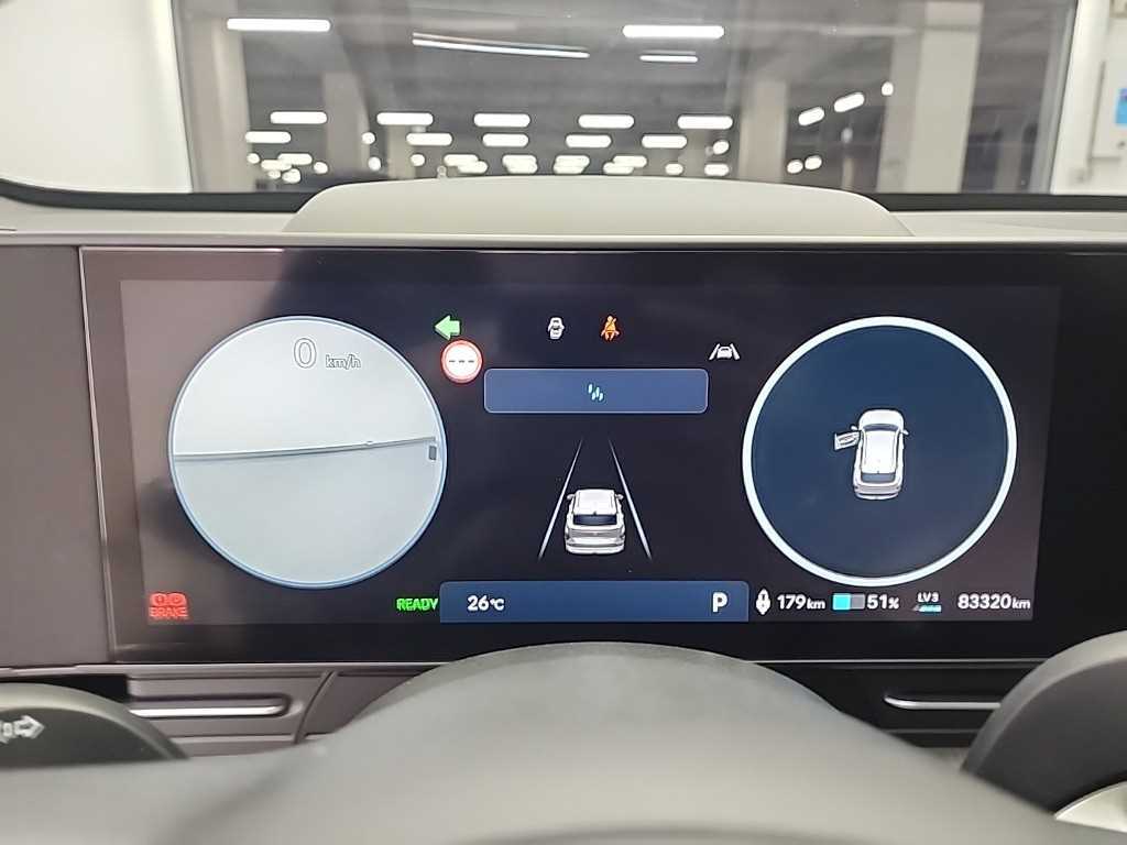 HYUNDAI Kona - Vista 6