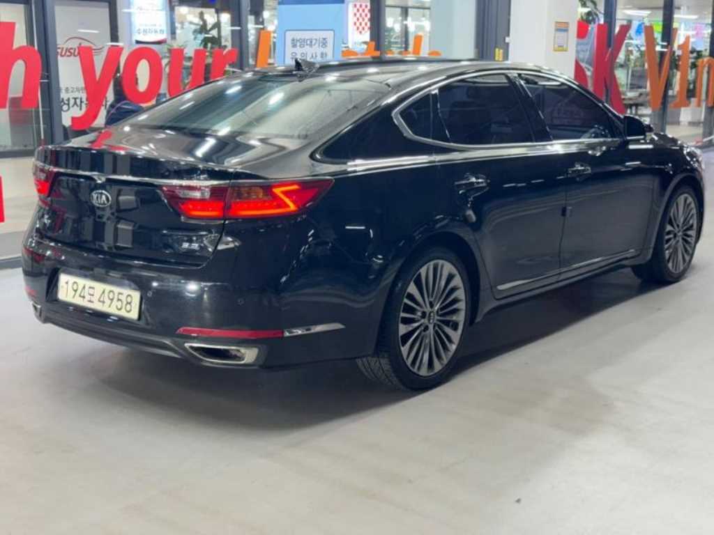 KIA K7 - Vista 4