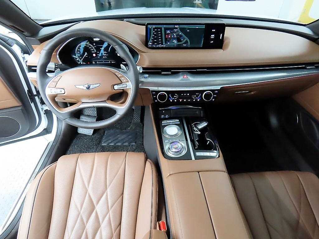 Genesis G80 - Vista 7