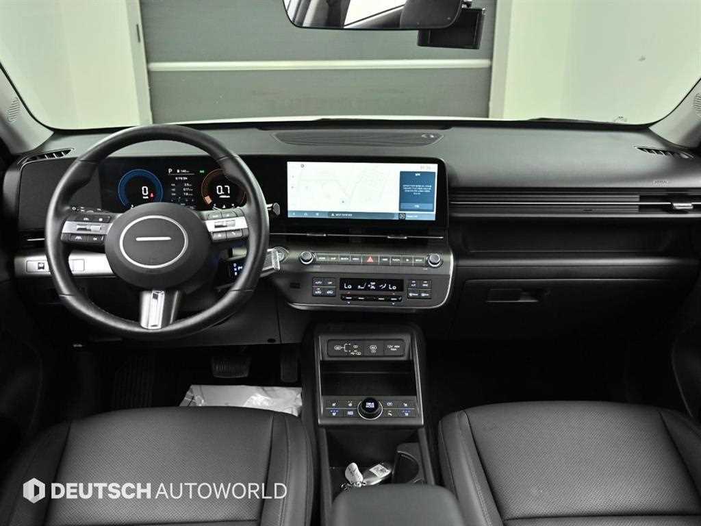 HYUNDAI Kona - Vista 7