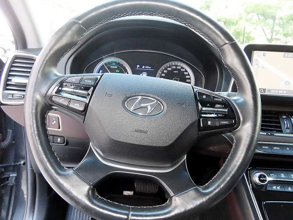HYUNDAI Grandeur - Vista 8