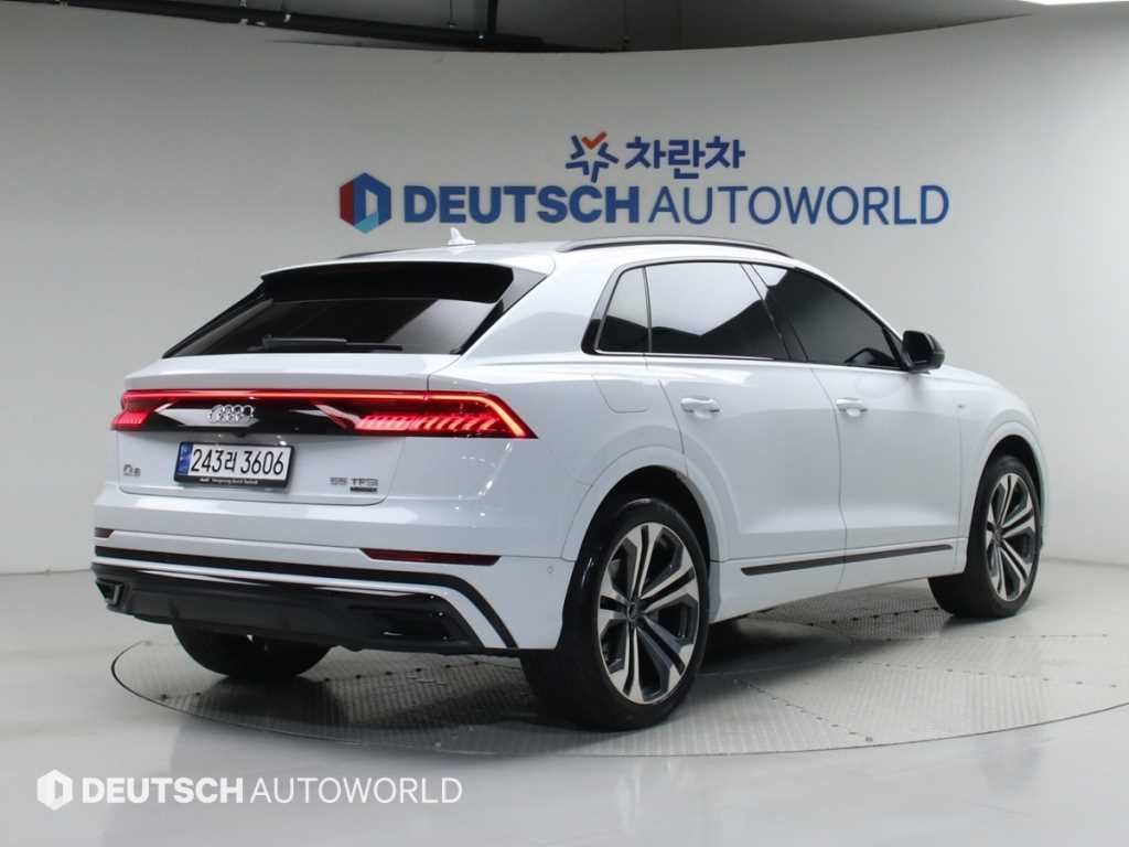 Audi Q8 - Vista 2