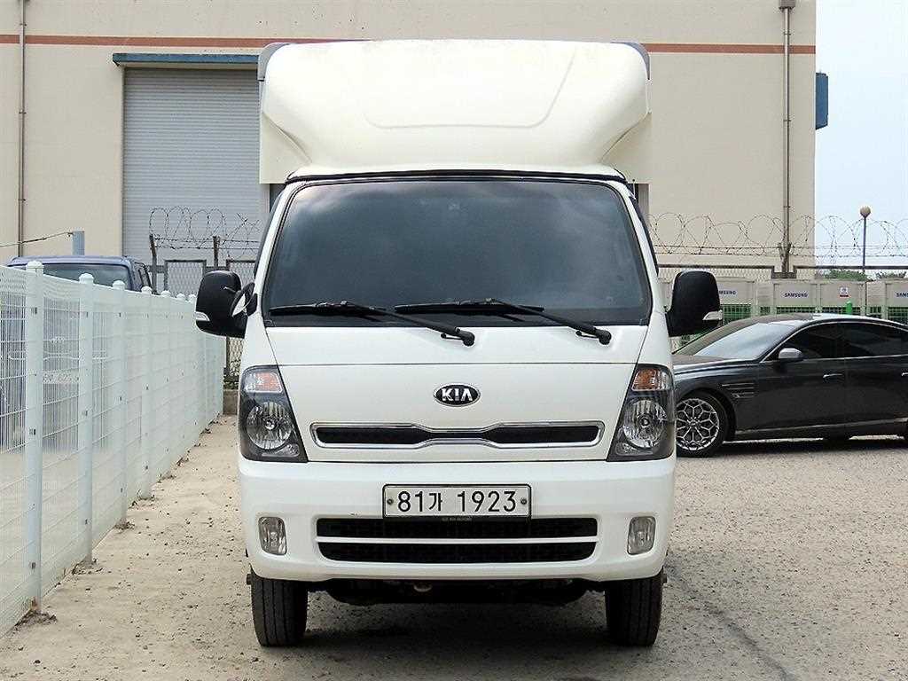 Small Truck Top_Wingbody 2019 Blanco - Importación desde Corea - HF Imports Iquique - Foto 1