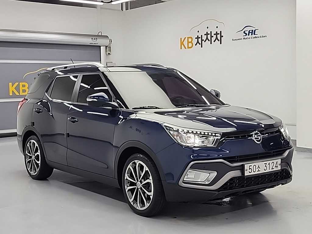 Ssangyong Tivoli - Vista 4