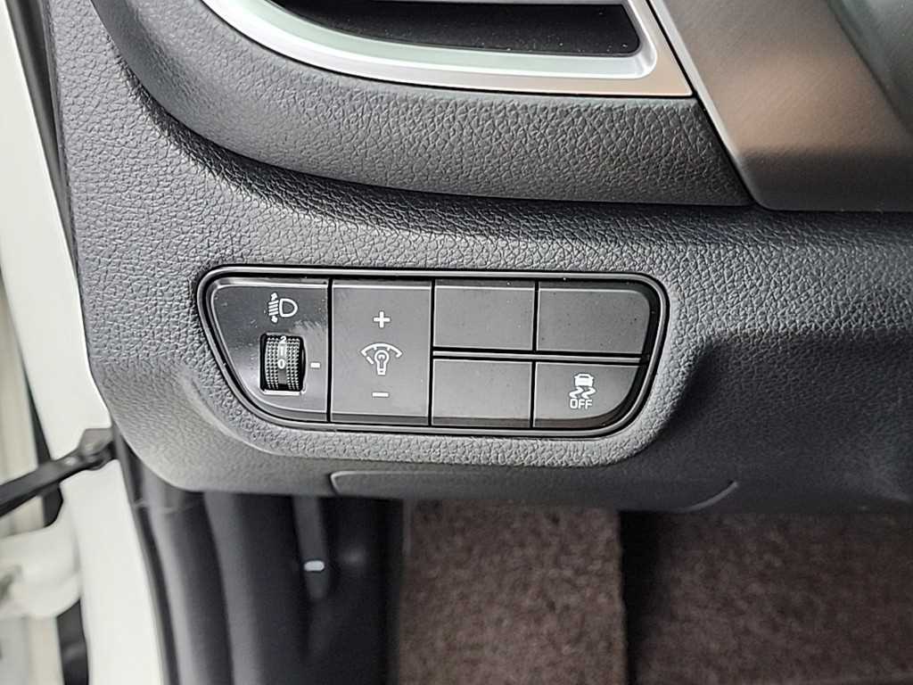 KIA Seltos 2024 Blanco - Importación desde Corea - HF Imports Iquique - Foto 17