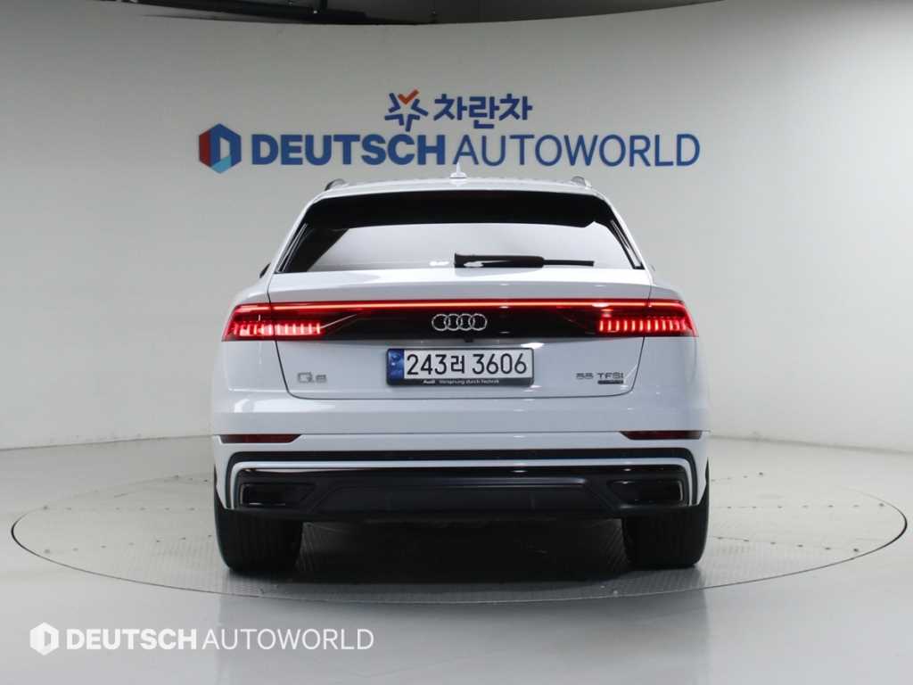 Audi Q8 - Vista 4