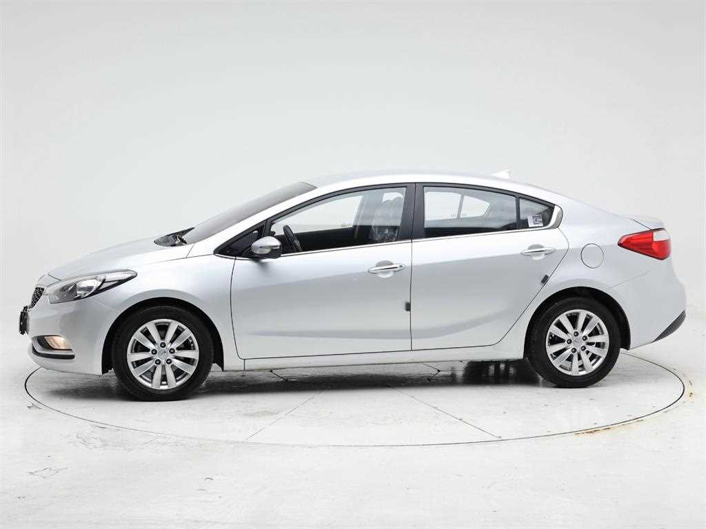 KIA K3 - Vista 3