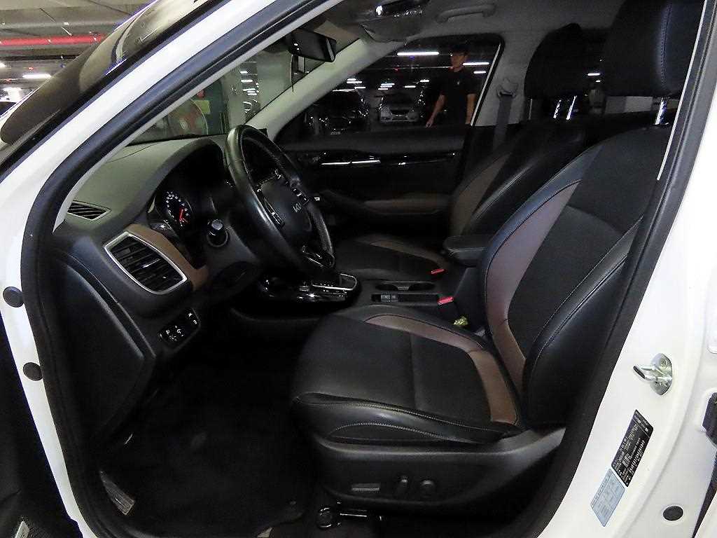 KIA Seltos - Vista 6