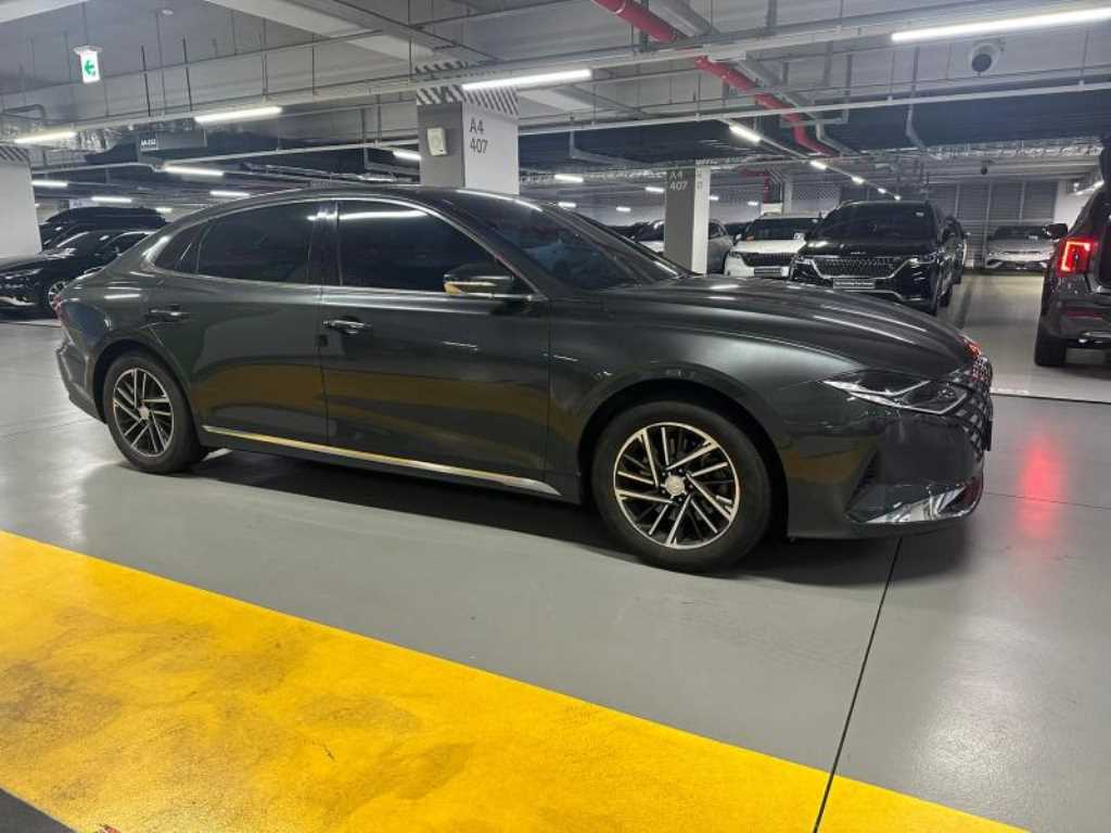 HYUNDAI Grandeur - Vista 4