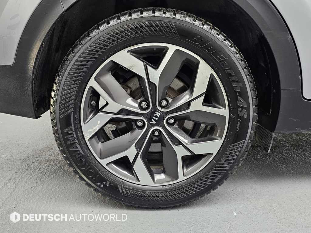 KIA Sportage - Vista 5