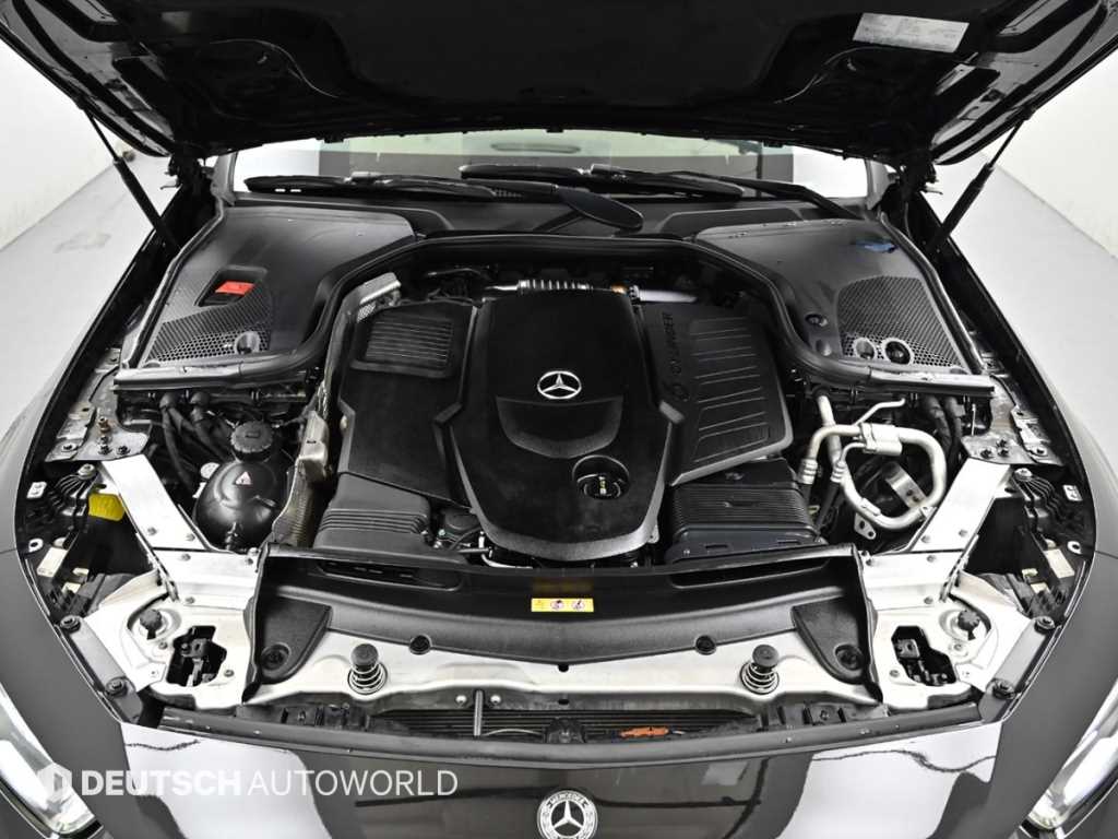 Mercedes Benz CLS Class - Vista 6