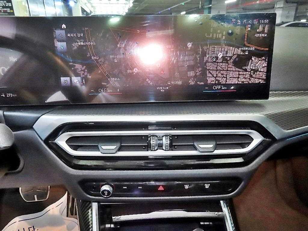 BMW i4 - Vista 11