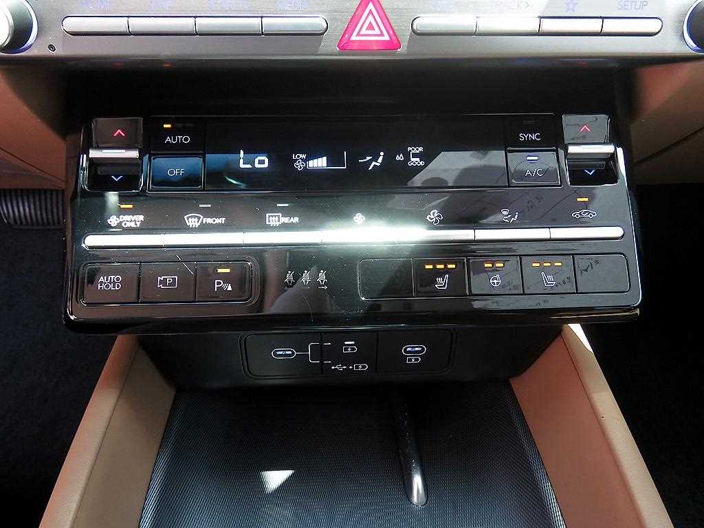 HYUNDAI Grandeur - Vista 12