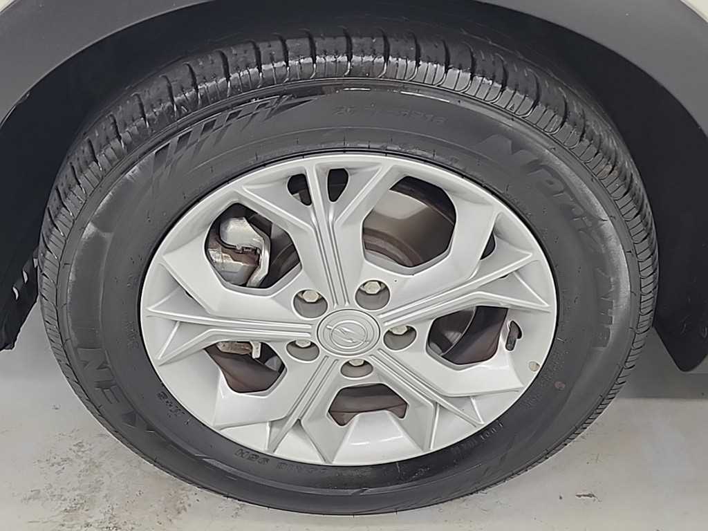 Ssangyong Tivoli 2022 Blanco - Importación desde Corea - HF Imports Iquique - Foto 19