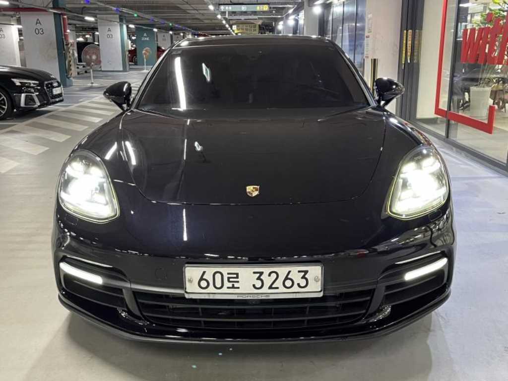 Porsche Panamera - Vista 2