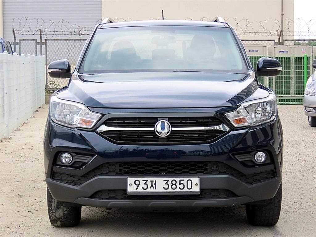 Ssangyong Rexton 2018 Azul - Importación desde Corea - HF Imports Iquique - Foto 1