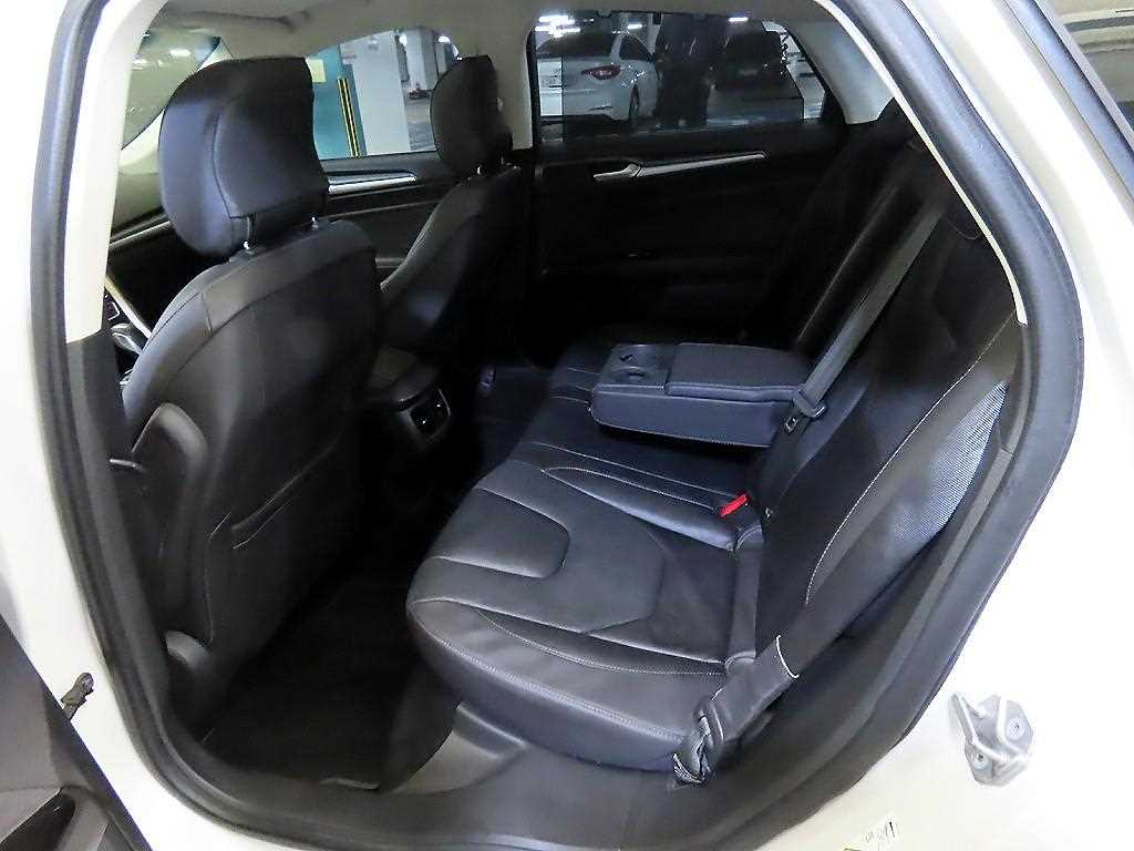 Ford Mondeo - Vista 7