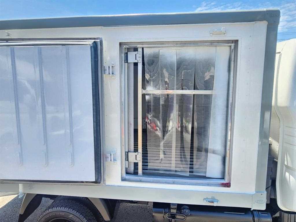 Small Truck Freezer Box(Low Deck) - Vista 11