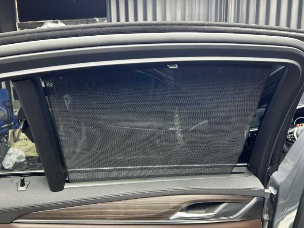 BMW 5 Series - Vista 7