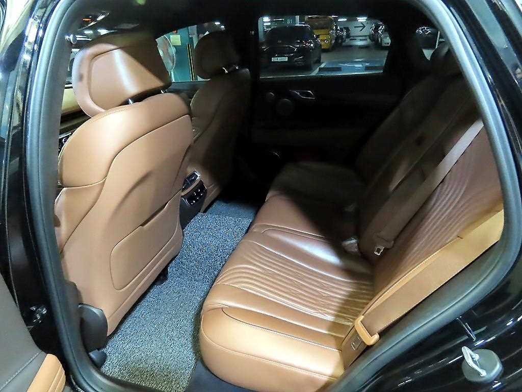 Genesis G80 - Vista 7