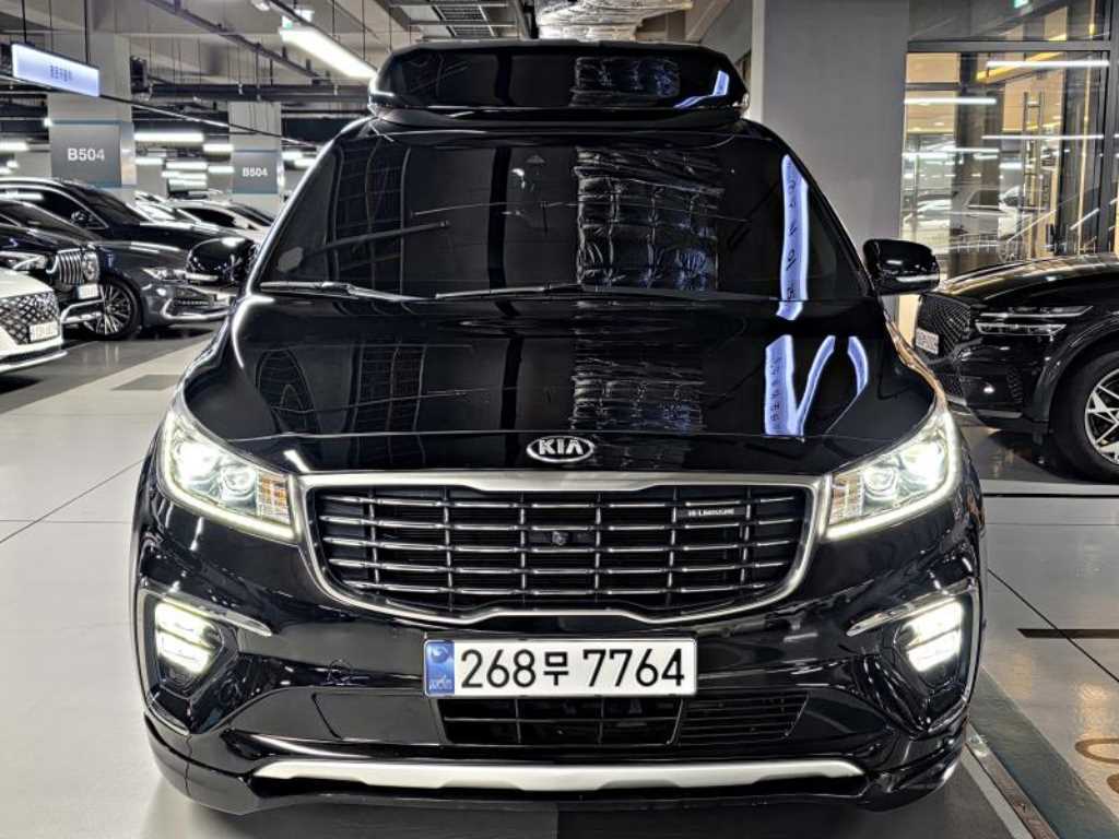 KIA Carnival - Vista 2
