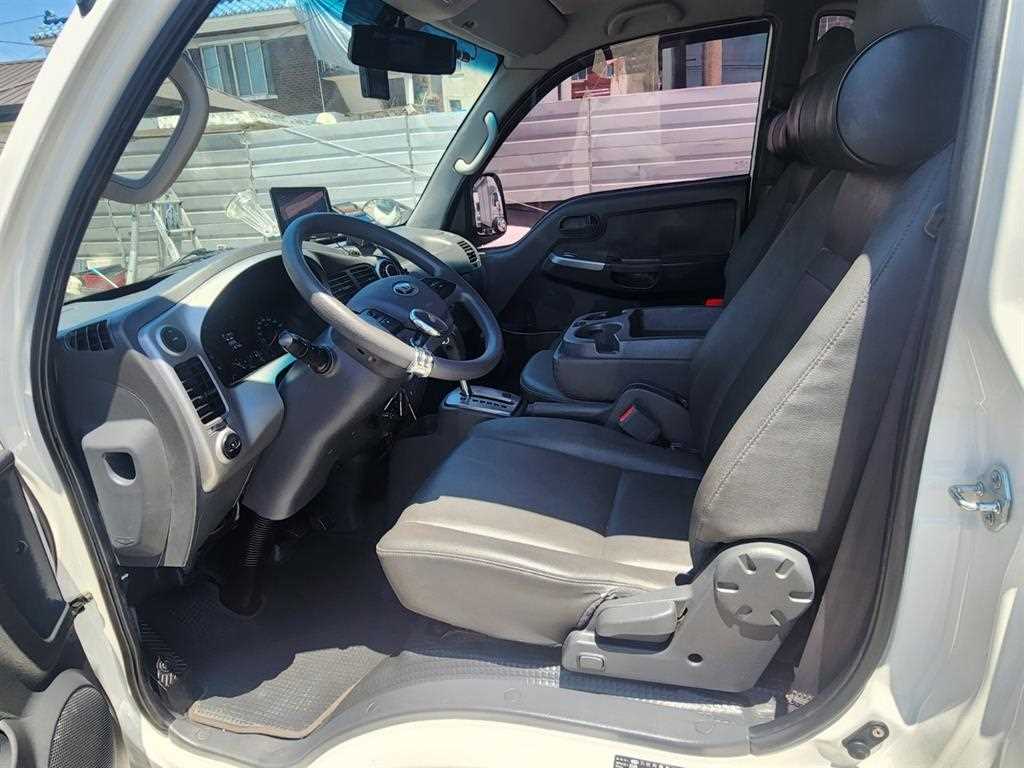 Small Truck Freezer Box(Low Deck) 2019 Blanco - Importación desde Corea - HF Imports Iquique - Foto 13